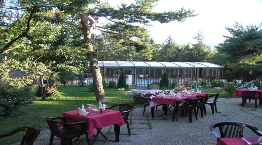 Logis Hotel Le Lac Embrun Exterior photo