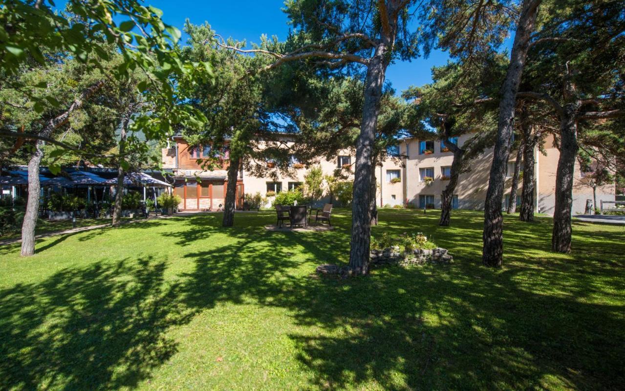 Logis Hotel Le Lac Embrun Exterior photo