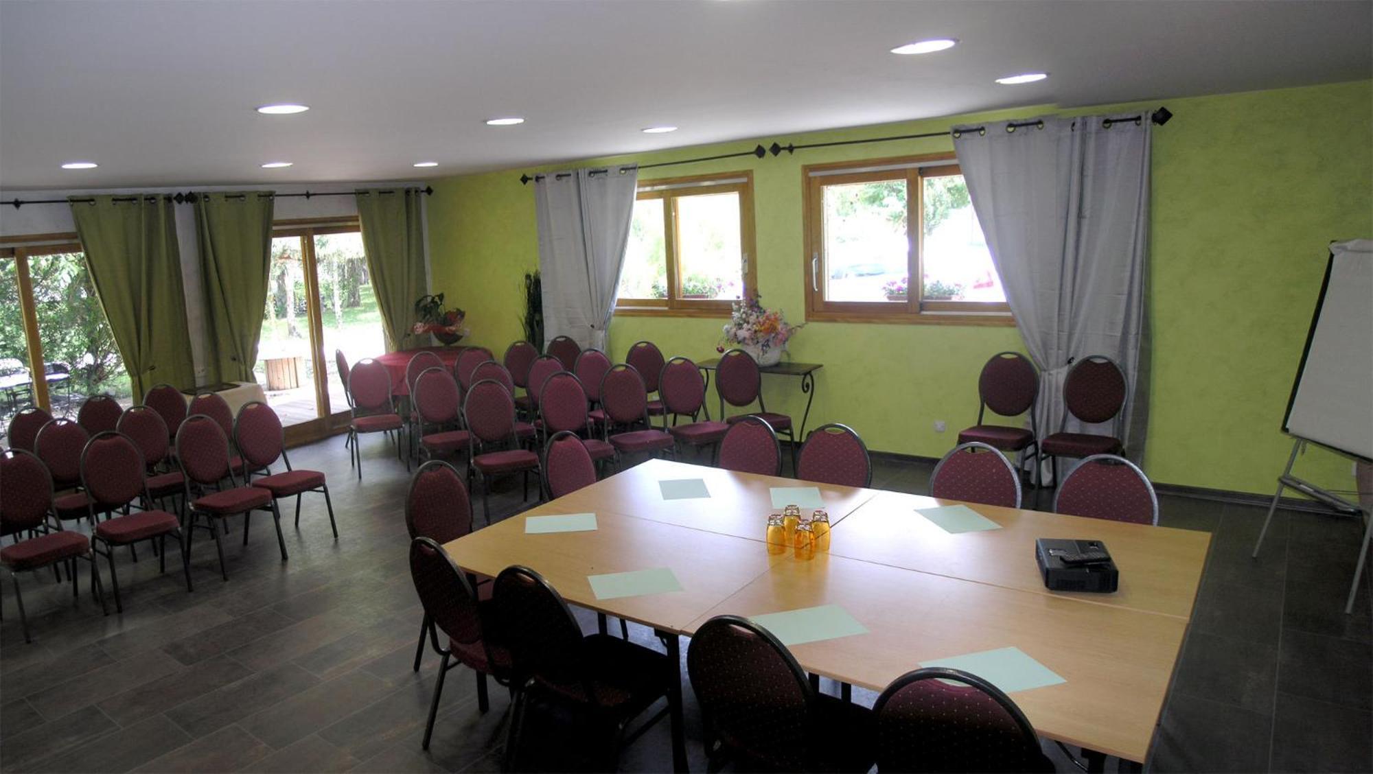 Logis Hotel Le Lac Embrun Exterior photo