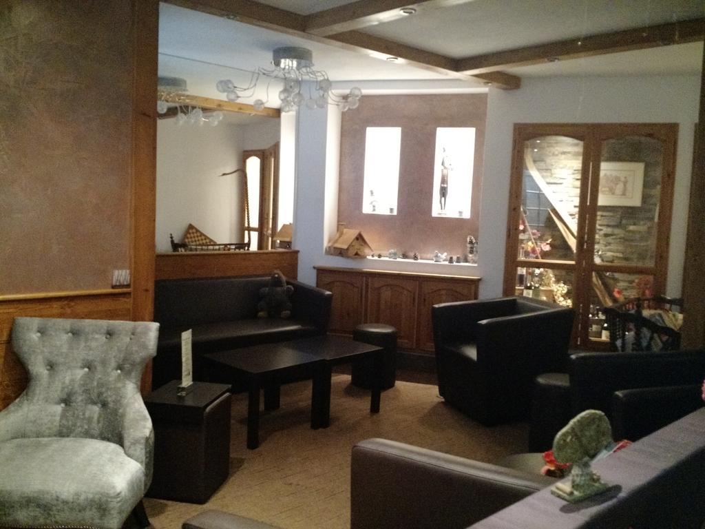 Logis Hotel Le Lac Embrun Exterior photo